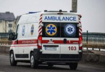 Як правильно поступитися дорогою швидкій: правила і штрафи