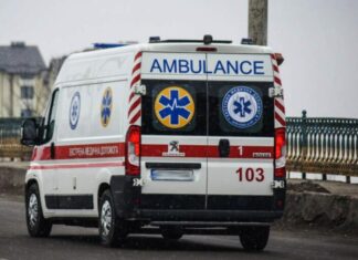 Як правильно поступитися дорогою швидкій: правила і штрафи Як правильно поступитися дорогою швидкій: правила і штрафи