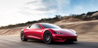 Ілон Маск анонсував «літаючий» Tesla Roadster 2026