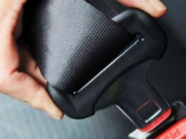 В Україні планують автоматично штрафувати за непристебнутий ремінь безпеки В Україні планують автоматично штрафувати за непристебнутий ремінь безпеки