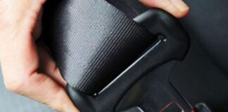 В Україні планують автоматично штрафувати за непристебнутий ремінь безпеки