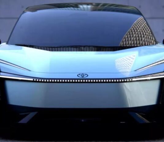 Toyota замінить трициліндровий двигун у GR Corolla на потужний чотирициліндровий Toyota замінить трициліндровий двигун у GR Corolla на потужний чотирициліндровий