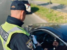 Поліція не завжди може оштрафувати за відсутність водійських прав