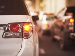 Як уникнути штрафу за неправильне використання покажчиків повороту