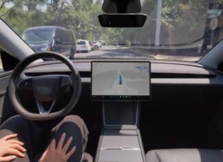 Від інновацій до реклами: як Tesla просуває автопілот FSD