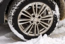 Експерти пояснили, який тиск має бути у зимових шинах