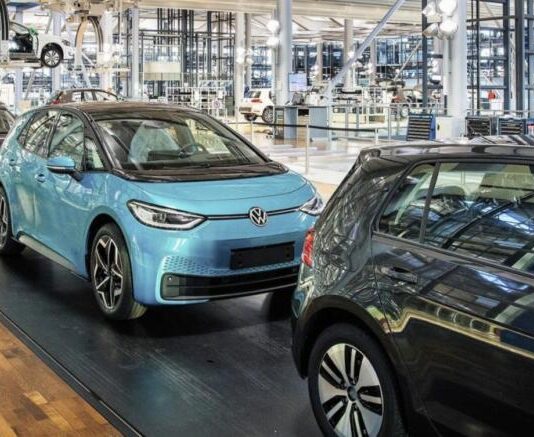 Електромобілі в Європі майже зрівнялися в ціні з авто на бензині