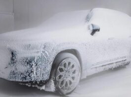 Mercedes показав інтер'єр нового електричного GLB із запасом ходу до 650 км