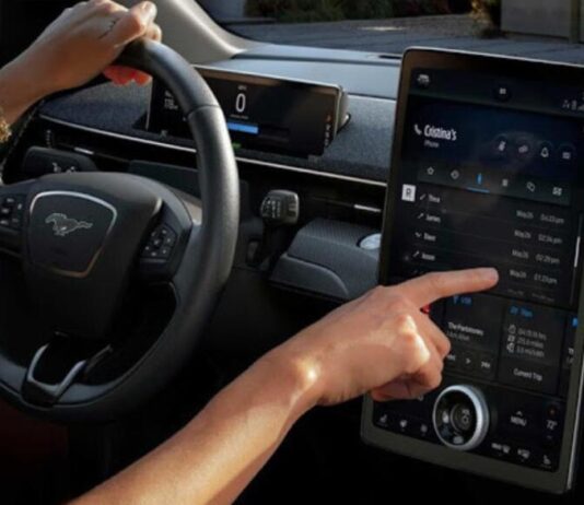 Експерти розкрили, чому системи допомоги водієві небезпечні у негоду