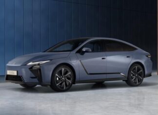 ТОП-10 найнадійніших середньорозмірних седанів, які служать роками