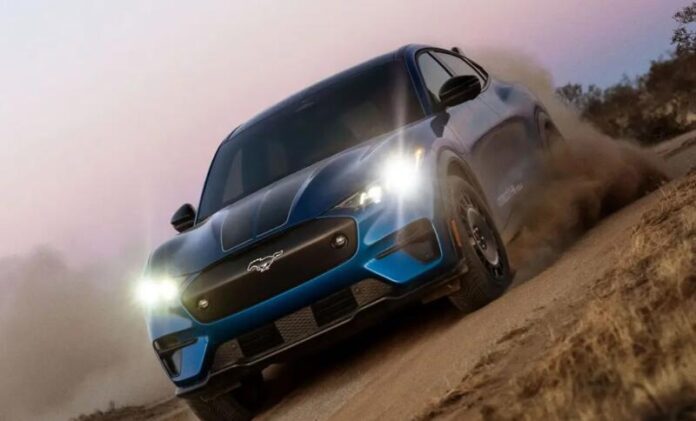 Ford прогнозує зниження частки електрокарів до 5% ринку США