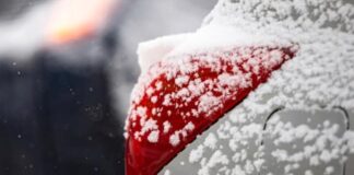 Експерт пояснив, що робити водіям на літніх шинах під час перших морозів