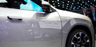 Новий BMW iX3 2026 показали з 22-дюймовими M-колесами