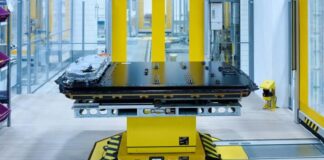 Виробники електромобілів обмежують ремонт батарей, попри економічну вигоду