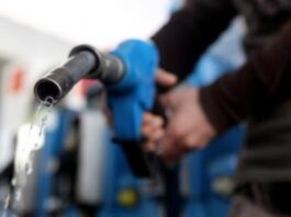 Недолив на АЗС: чотири мережі спіймали на перевищенні норм Недолив на АЗС: чотири мережі спіймали на перевищенні норм