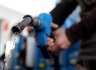 Недолив на АЗС: чотири мережі спіймали на перевищенні норм