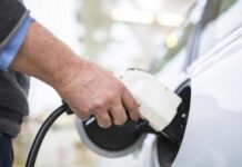 Автолюбителям не варто хвилюватися через дефіцит зарядних станцій у Європі Автолюбителям не варто хвилюватися через дефіцит зарядних станцій у Європі