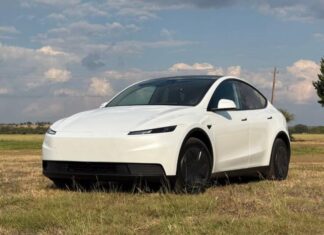 Tesla запустила виробництво нової Model Y Standard у Берліні