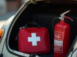 Що завжди має бути в машині крім аптечки та вогнегасника Що завжди має бути в машині крім аптечки та вогнегасника