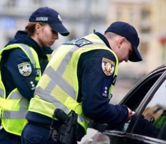 Коли водій має право не показувати документи поліції в Україні