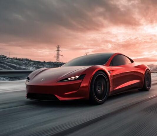 Tesla оголосила дату презентації нового Roadster Tesla оголосила дату презентації нового Roadster