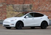 Які автомобілі з США найчастіше везуть в Україну