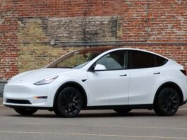 Які автомобілі з США найчастіше везуть в Україну