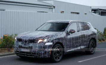 BMW X5 проходить тести з новими фарами та гігантським панорамним дисплеєм