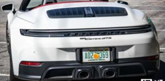 Porsche переглядає стратегію: електромобілі більше не домінують