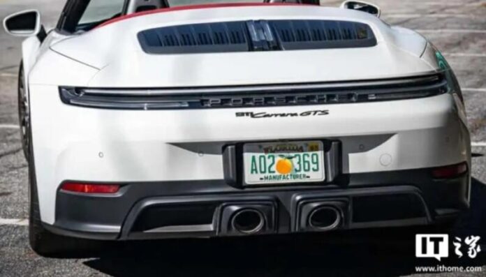 Porsche переглядає стратегію: електромобілі більше не домінують