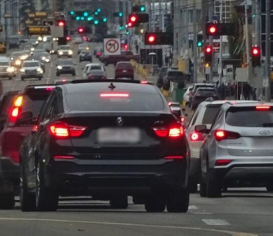 Несправні гальмівні сигнали: коли штраф законний і що робити водіям