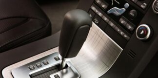 Автомеханік назвав головні помилки водіїв при користуванні АКПП