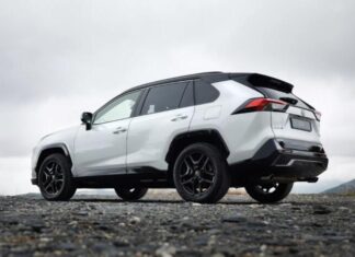 Toyota RAV4 обійшла Tesla: підсумки світового авторинку за 2025 рік