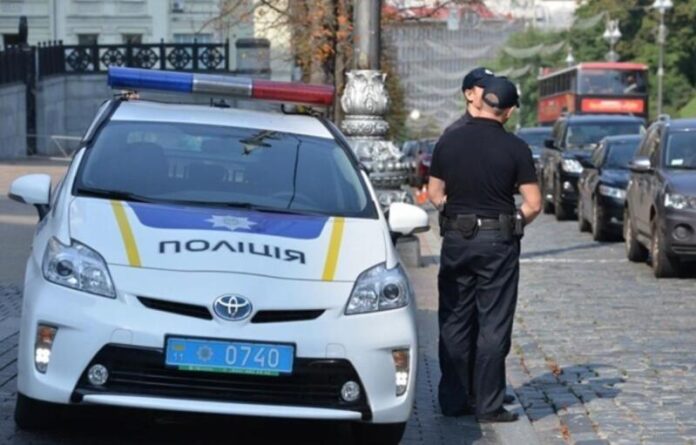 Поліція не може зупиняти автомобілі без доказів порушення