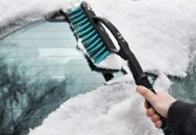 Експерт назвав речі, які обов’язково мають бути в авто взимку