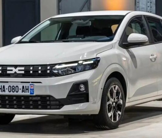 Оновлена ​​Dacia Sandero отримала новий двигун та зросла в ціні