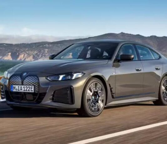 BMW i4 очолив рейтинг найкращих електромобілів 2025 року