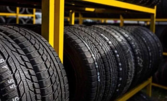 В Україні посилюють покарання за їзду узимку на літніх шинах