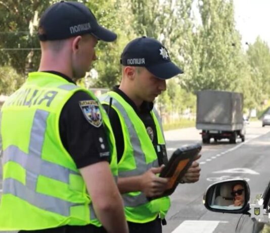 Верховна Рада готує штрафи за надмірний шум авто та мотоциклів Верховна Рада готує штрафи за надмірний шум авто та мотоциклів