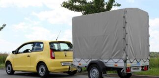 Керування автомобілем із причепом: що дозволяє закон і які штрафи загрожують