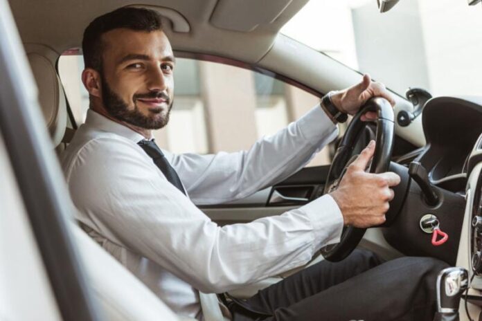 ЄС вводить цифрові водійські права та нові стандарти безпеки на дорогах