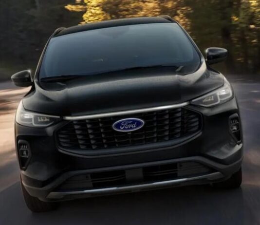 Новий Ford Escape 2026 отримає оновлену лінійку двигунів Новий Ford Escape 2026 отримає оновлену лінійку двигунів