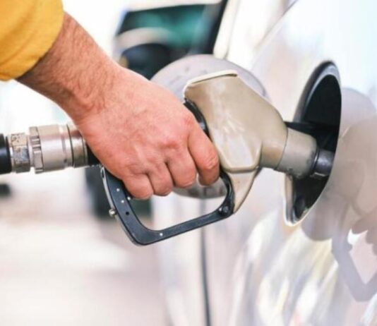 Як розпізнати неякісний бензин і уникнути проблем з двигуном Як розпізнати неякісний бензин і уникнути проблем з двигуном