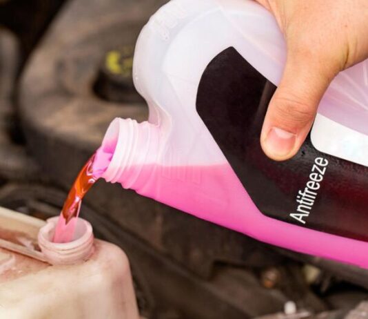 Як обрати якісний антифриз і не зіпсувати двигун