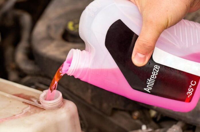 Як обрати якісний антифриз і не зіпсувати двигун