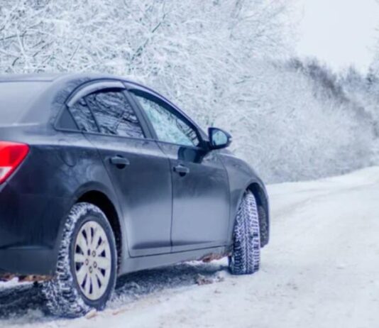 Автоексперт пояснив, що шкідливіше для двигуна взимку: прогрів чи холодний старт Автоексперт пояснив, що шкідливіше для двигуна взимку: прогрів чи холодний старт