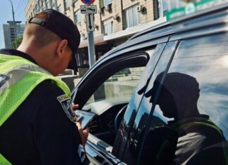 Чому поліцейські запитують водіїв “Куди прямуєте?”