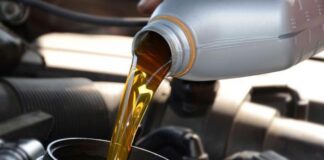 Міняємо масло правильно: чому 10 тисяч кілометрів не завжди оптимально