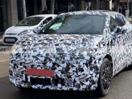 Nissan Juke 2026 вперше помічено під час дорожніх випробувань Nissan Juke 2026 вперше помічено під час дорожніх випробувань