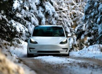 Експерт пояснив, як мороз впливає на роботу електромобілів